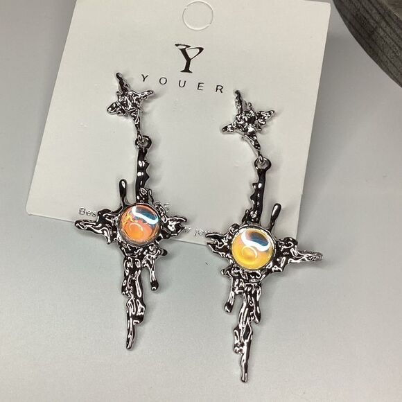 ⭐️SilverTone Cross Melting Moonstone Post back Earrrings. - Picture 7 of 16